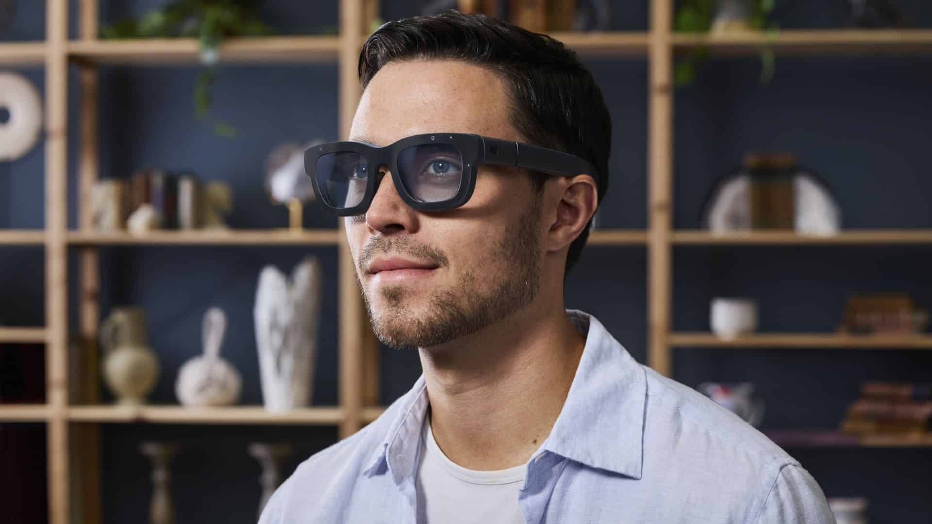 Exploring the Frontier of Augmented Reality: A Deep Dive into Meta Orion and Snapchat AR Spectacles